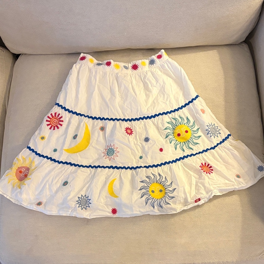 Mini Boden White Tiered Skirt with Colorful Sun, Moon & Star Motifs